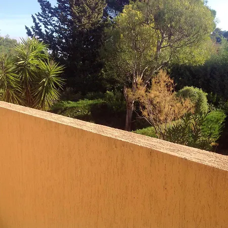 2 A Cavalaire-sur-mer, 40 M² Avec Balcon *