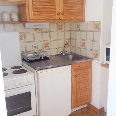 2 A Cavalaire-sur-mer, 40 M² Avec Balcon アパート *